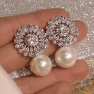 New pearl flower Rhinestone Circle Earrings